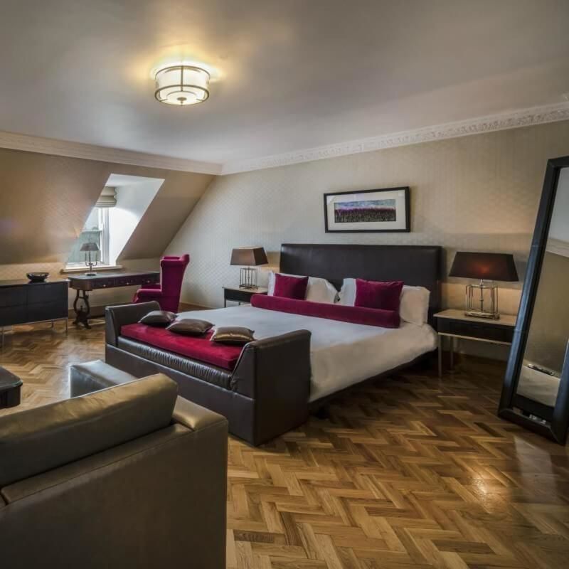 Отель Langton House Hotel Килкенни