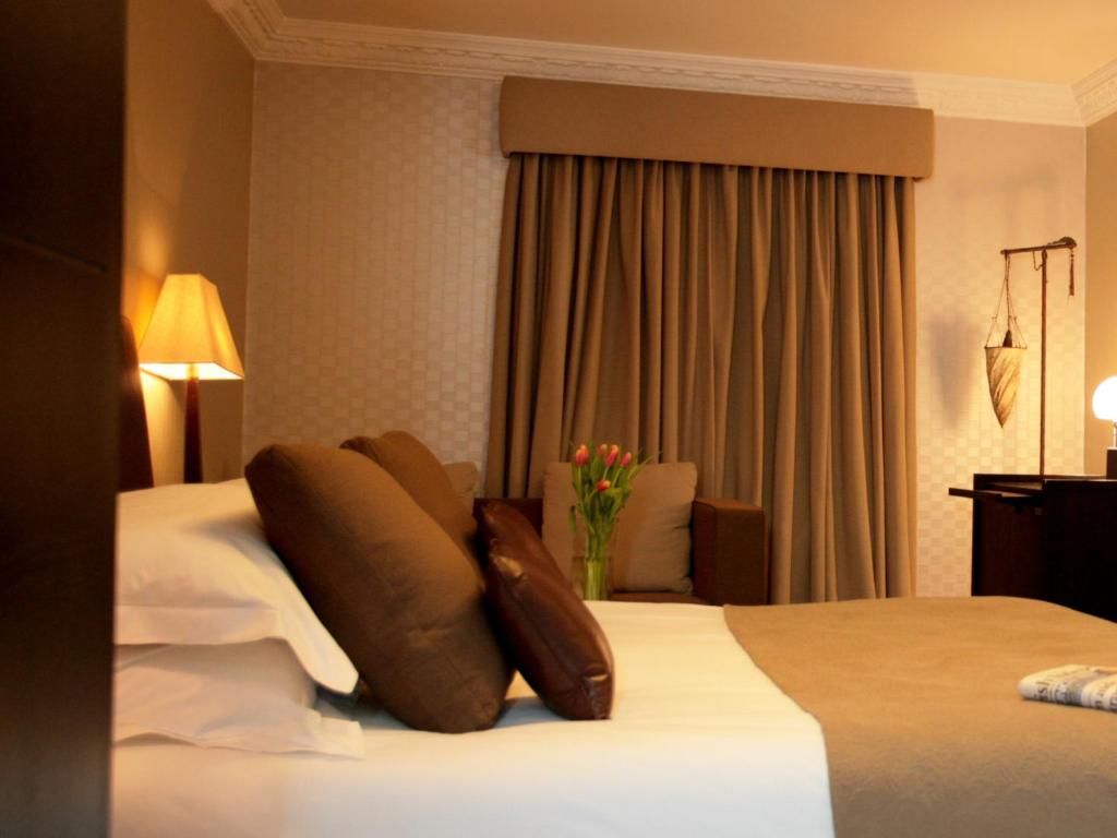 Отель Langton House Hotel Килкенни